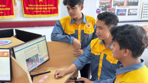 Khơi dậy trách nhiệm cử tri trẻ