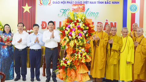 Bí thư Tỉnh ủy Bắc Ninh Nguyễn Hồng Thái chúc mừng Đại lễ Phật đản 2026