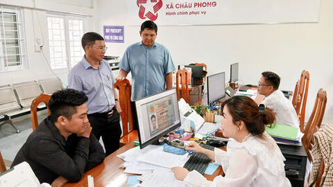Không để chậm việc của dân