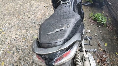 Tạm giữ hình sự hai đối tượng có hành vi vi phạm pháp luật 