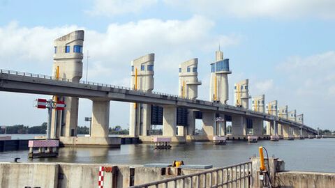Vận hành hệ thống thủy lợi Cái Lớn, Cái Bé và Xẻo Rô ứng phó mưa lớn, triều cường và ngập úng