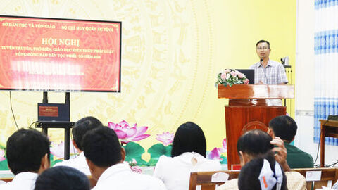Tuyên truyền, phổ biến, giáo dục pháp luật vùng đồng bào dân tộc thiểu số khu vực biên giới