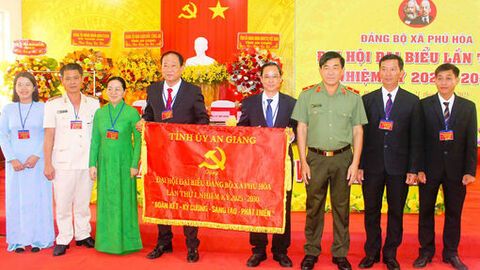 Xây dựng và phát triển Phú Hòa trở thành đô thị văn minh, hiện đại