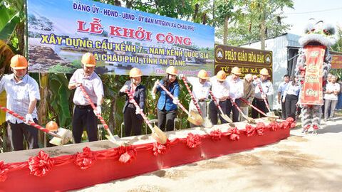 Khởi công cầu kênh 7 tại xã Châu Phú