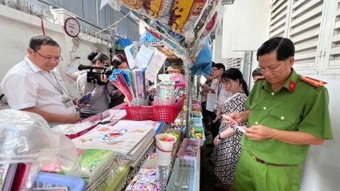 Phường Mỹ Thới kiểm tra an toàn thực phẩm tại các trường học 