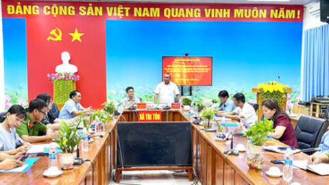 Sở Dân tộc và Tôn giáo tỉnh An Giang làm việc với xã Tri Tôn về công tác quản lý tín ngưỡng, tôn giáo