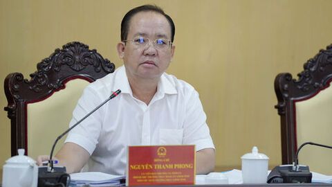 UBND tỉnh An Giang xem xét, thông qua nhiều tờ trình quan trọng