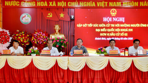 Ứng cử viên đại biểu Quốc hội tiếp xúc cử tri hai xã Khánh Bình và Vĩnh Hậu
