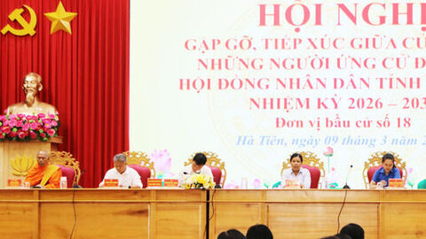 Ứng cử viên đại biểu HĐND tỉnh An Giang tiếp xúc cử tri phường Hà Tiên và xã Tiên Hải