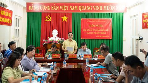 Họp báo về bố trí các điểm bán và soát vé tham quan tại Khu Du lịch quốc gia Núi Sam