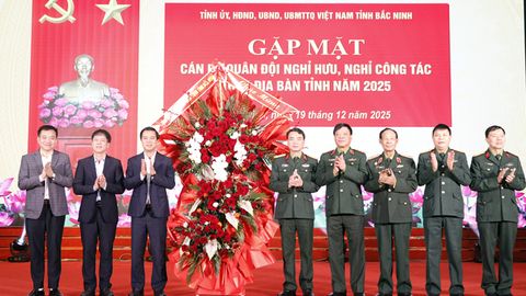 Bắc Ninh: Gặp mặt cán bộ quân đội đã nghỉ hưu, nghỉ công tác