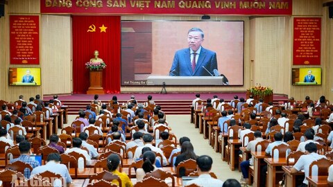 Tỉnh ủy An Giang yêu cầu không để vi phạm nhỏ tích tụ thành sai phạm lớn