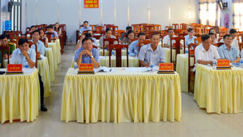 Thông qua đề án sắp xếp ấp, trường học và quy hoạch chung xã An Cư