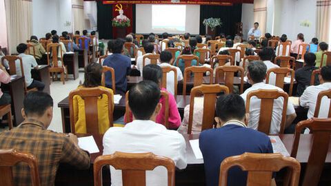 Tập huấn nghiệp vụ dân số và phát triển cho cộng tác viên dân số