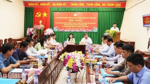 Đồng chí Trần Thị Thanh Hương: Chuyển từ vận động sang nâng cao chất lượng hàng Việt