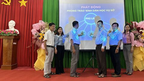 Xã Phú Lâm phát động phong trào “Bình dân học vụ số”