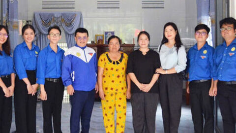 Ấm áp từ căn nhà tình bạn