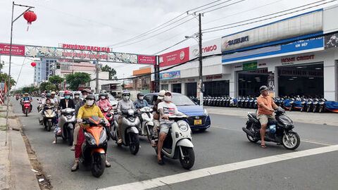 Kỷ cương trên đường phố