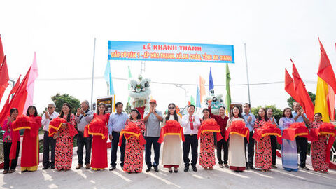 Xã An Châu khánh thành cầu Cô Vân 1