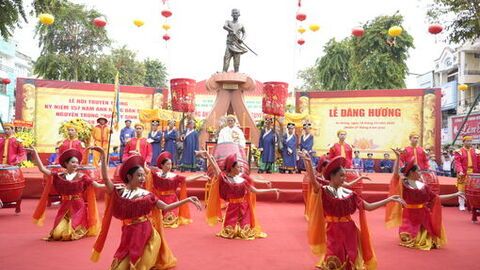 Lễ dâng hương Lễ hội truyền thống kỷ niệm 157 năm Anh hùng dân tộc Nguyễn Trung Trực hy sinh