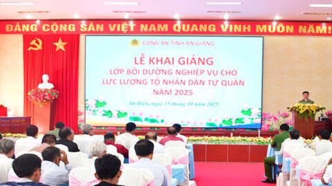 Bồi dưỡng nghiệp vụ cho lực lượng tổ nhân dân tự quản trên địa bàn 3 xã