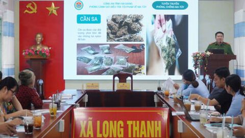 Đồng bào vùng biên nói không với ma túy