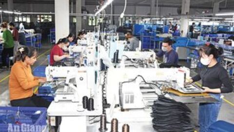 Kiến tạo động lực tăng trưởng mới