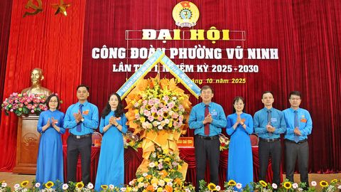 Công đoàn phường Vũ Ninh: 100% cán bộ công đoàn ứng dụng công nghệ thông tin vào thực hiện và giải quyết công việc.