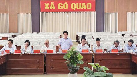 Trưởng Ban Tuyên giáo và Dân vận Tỉnh ủy An Giang Tống Phước Trường làm việc với 4 xã về công tác chuẩn bị đại hội 