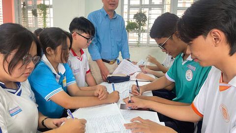 Lấy “dạy tốt - học tốt” làm cốt lõi trong học và làm theo Bác