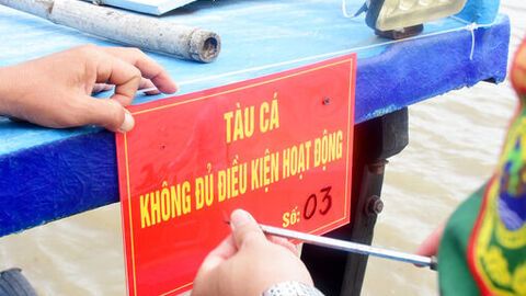 Xử lý thêm 5 tàu cá vi phạm quy định khai thác hải sản