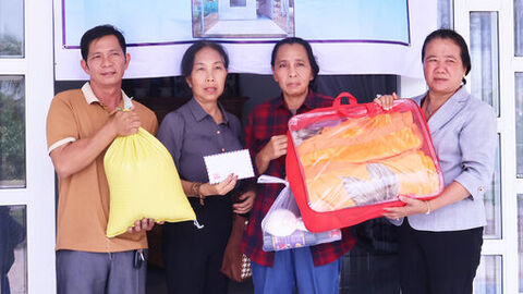 Kết nối những tấm lòng