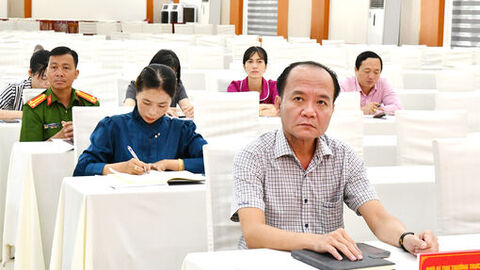 Hòn Đất triển khai các văn bản về công tác dân tộc, tôn giáo trong tình hình mới 