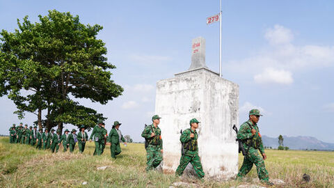 Chung tay xây dựng lũy thép biên cương