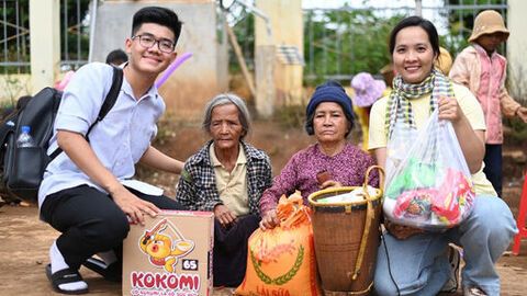 Những tấm lòng thiện nguyện không mỏi mệt