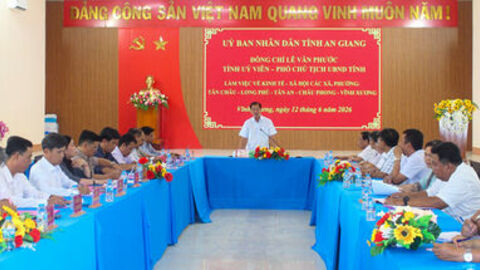 Phó Chủ tịch UBND tỉnh An Giang Lê Văn Phước làm việc với các xã phường thuộc tiểu vùng phía bắc