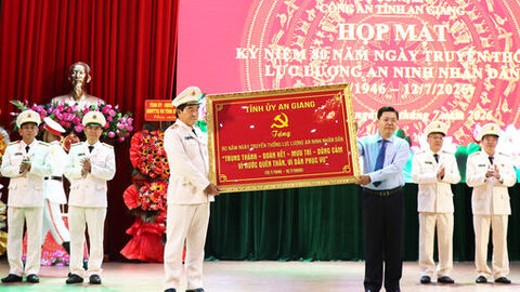 Công an tỉnh An Giang họp mặt kỷ niệm 80 năm Ngày truyền thống lực lượng An ninh nhân dân 