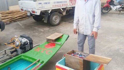 Công an xã An Minh bắt quả tang đối tượng dùng kích điện khai thác thủy sản trái phép