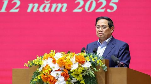 Thủ tướng: Phòng, chống tham nhũng, lãng phí, tiêu cực là nhiệm vụ trọng tâm, cấp bách, thường xuyên, liên tục, sống còn