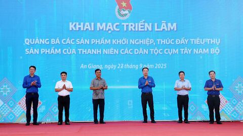 Khai mạc triển lãm quảng bá sản phẩm khởi nghiệp, thúc đẩy tiêu thụ sản phẩm của thanh niên dân tộc và miền núi các tỉnh Tây Nam Bộ