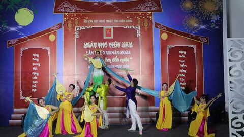 Tiếp sức cho văn học An Giang