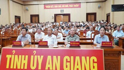 Hơn 1,2 triệu đại biểu tiếp thu 4 nghị quyết quan trọng của Bộ Chính trị 