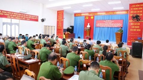 Triển khai mô hình “Mã QR - Tiếp nhận phản ánh, kiến nghị của Nhân dân về an ninh trật tự” ở xã Mỹ Hòa Hưng 