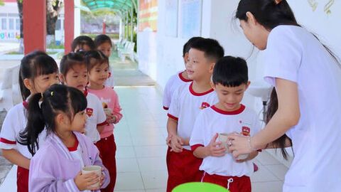 Chăm sóc sức khỏe học đường