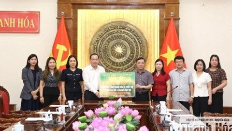 Tỉnh Khánh Hòa ủng hộ đồng bào Thanh Hóa khắc phục hậu quả lũ lụt