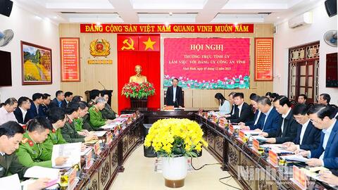 Thường trực Tỉnh uỷ làm việc với Đảng uỷ Công an tỉnh
