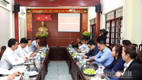 Đoàn nhà báo Vương quốc Campuchia thăm và làm việc về chuyển đổi số báo chí tại Ninh Bình