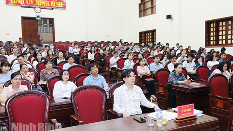 Tập huấn sử dụng phần mềm Cơ sở dữ liệu đảng viên 4.0 và Sổ tay đảng viên điện tử