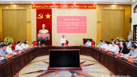 Đồng chí Phó Thủ tướng Chính phủ Nguyễn Văn Thắng làm việc với tỉnh Ninh Bình
