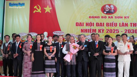 Đại hội đại biểu Đảng bộ xã Sơn Kỳ lần thứ I